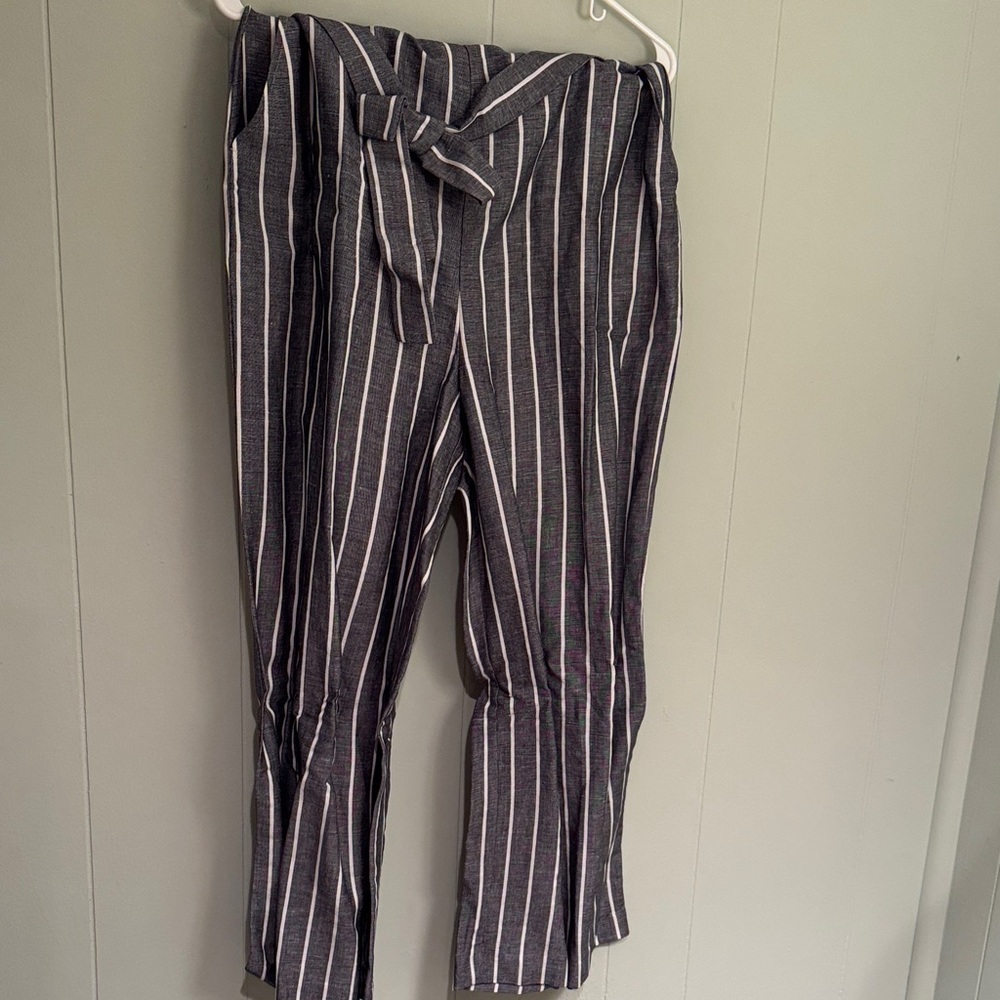 LOFT Charcoal and White Striped Sleeve V Jumpsuit - Picture 4 of 6